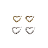 Orecchino cuore traforato
