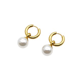 Orecchino bianca perla